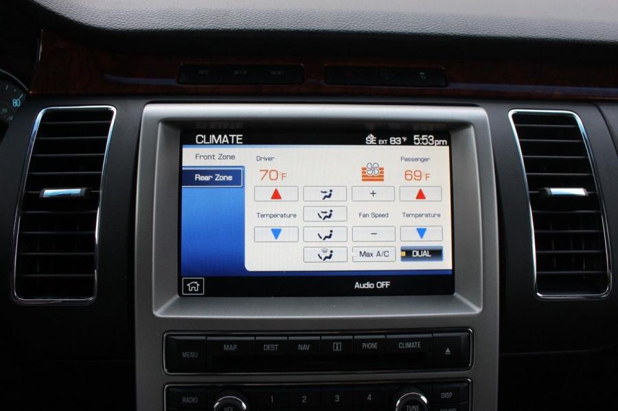  Ford Flex 2009 года  (фото 14 из 32)